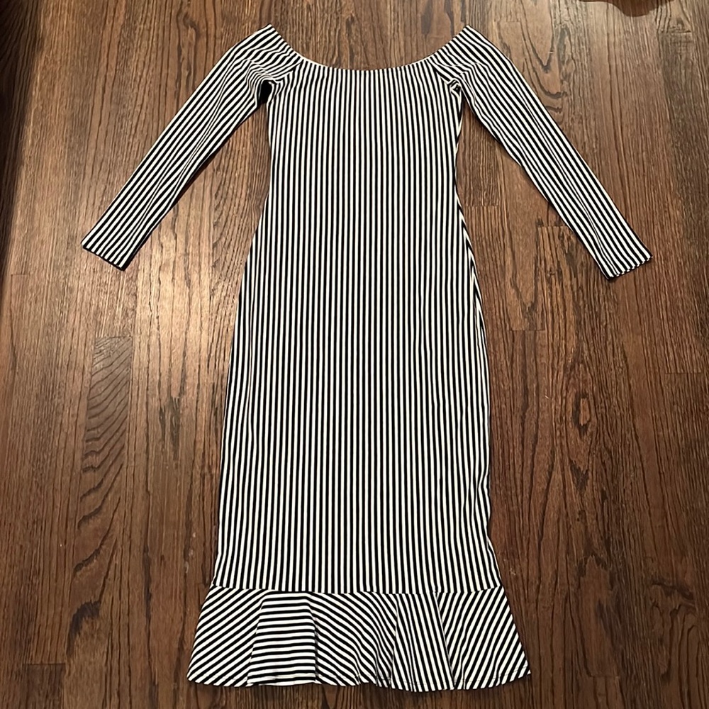 House of Harlow Midi dress